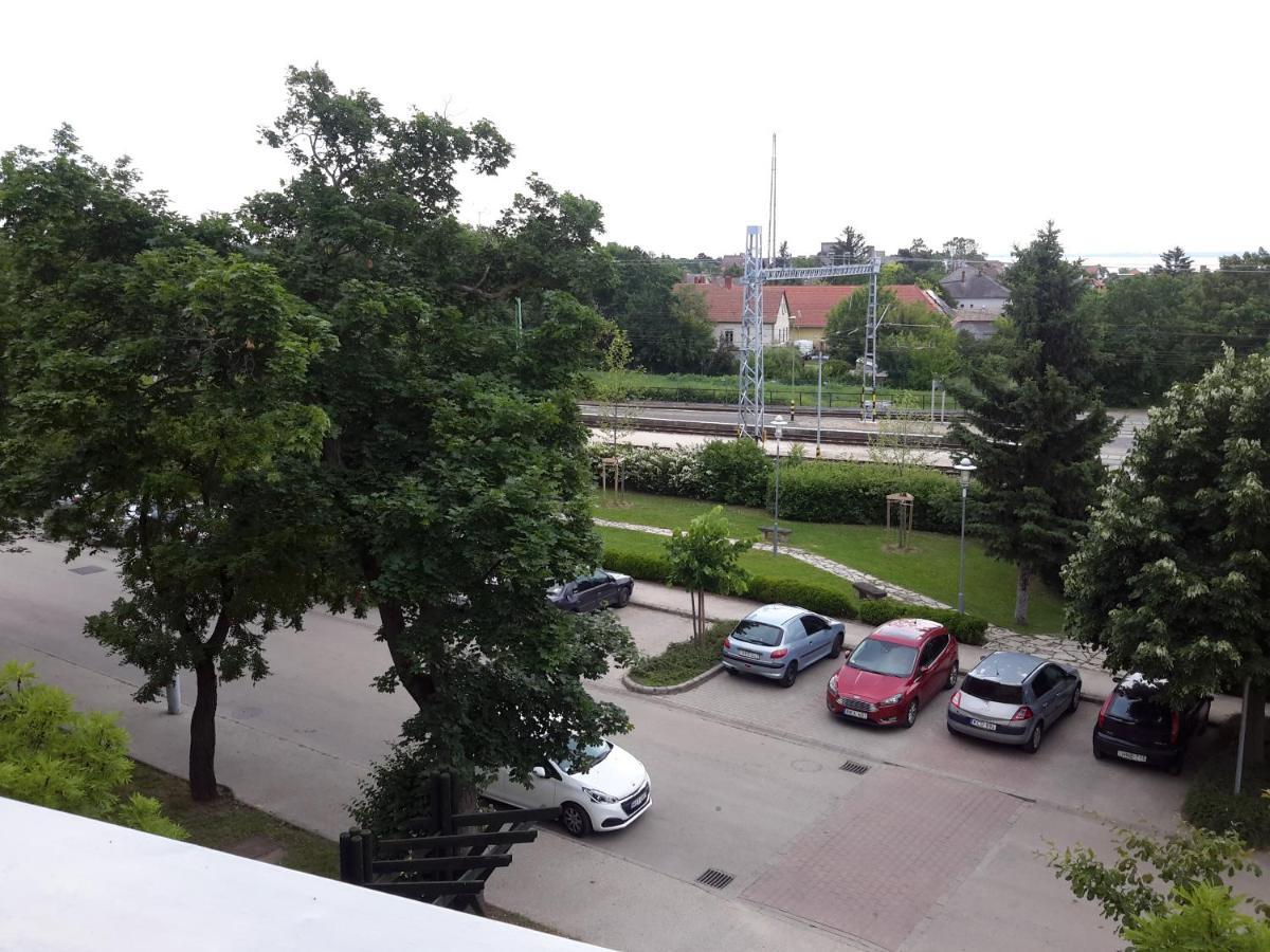 Szeki Apartman Balatonfüred Exteriör bild